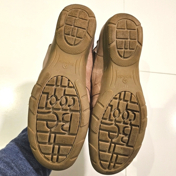 5/$25 Blondo w9.5 leather tan shoes - Picture 8 of 10